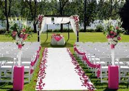 Beauty Grace With Wedding Aisle Runners Aisle Runner Wedding Wedding Aisle Outdoor Wedding Aisle