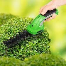 This is possible because on these models the blades can. Cordless Hedge Trimmer With 2 Attachments And Telescopic Pole Incl Battery Grass Trimmer Long Reach Hedge Trimmer Electric Hedge Trimmer Green