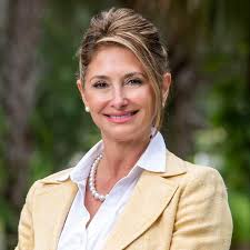 Maritza Newman's Instagram, Twitter & Facebook