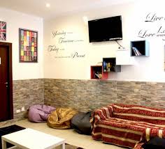 Find hotels and other accommodations near colosseum, roman forum, and teatro dell'opera di roma and book today. Legends Hostel Hostel In Rome Book Online Reservations And Read Reviews About Hotels In Rome Hotels And Hostels With The Best Beaches