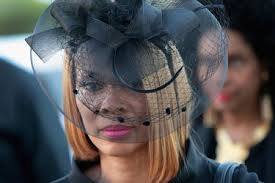 Fans mourn Aretha Franklin