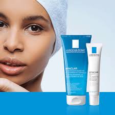 Sé la primera en probar el nuevo lanzamiento para pieles sensibles: Hyalu  B5, un sérum con ácido hialurónico con poder rellenador y reparador. ¡Haz  click y participa!