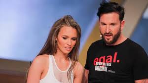 Calvin klein underwearnieuwe lounge look calvin klein performancesportkleding calvin klein swimwearzwemkleding, vernieuwd. Laura Muller Trennung Vom Wendler Temptation Island Calvin Schreibt Liebeslied Fur Laura News De