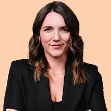 Lori Sullivan's Instagram, Twitter & Facebook