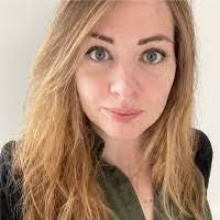 Alicia Pare's Instagram, Twitter & Facebook