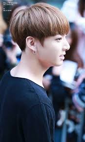 Pin de Michelle Bonnell-Brinton en BTS