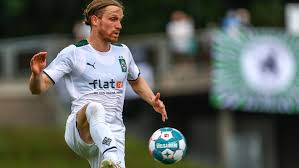 Goals stats, corners stats, cards stats. Michael Lang Wechselt Von Monchengladbach Zuruck Zum Fc Basel Kicker
