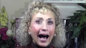 How Does Decisiveness Enhance Leadership Presence -Maria Guida-Successful  Speaker, Inc.