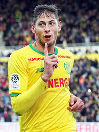 Emiliano passed away in january 2019 in a plane crash. Emiliano Sala Photos Of Argentinian Soccer Star Hollywood Life