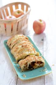 Tresse Feuilletee Aux Pommes Comme Un Strudel Tresse Feuilletee Feuillete Alimentation