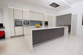 Looking for kitchen island ideas that are just a little bit different? Single Wall Kitchen Layout With Island Modern Kuche London Von Lwk London Kitchens Houzz