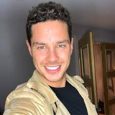 Scott Thomas Net Worth