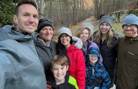 It's that time of year again! The elves were busy decorating Heads Pond  Trail in Hooksett yesterday! This has been a yearly tradition since 2013.  ￼So please come by and put up