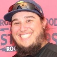 Kyle Shields's Instagram, Twitter & Facebook