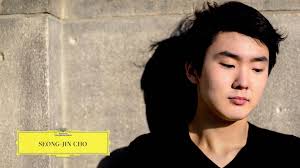 images?q=tbn:ANd9GcSsqe7lhQQvnS0sRdKFuGp5KntvagG_-a1G5JTu3iHno7PcMJ9THg&s