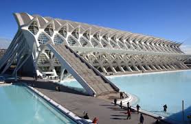 Während die größeren spanischen städte eine ausgesprochen urbane, energiegeladene atmosphäre. Beeindruckende Sehenswurdigkeiten In Valencia