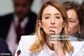 147 Roberta Deluxe Fotos und hochauflösende Bilder