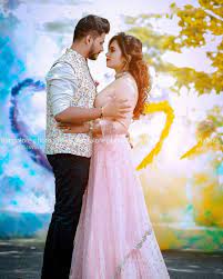 Pin By Eduard Hendrich On Hi Indian Wedding Photography Romantic Photoshoot Marriage Photoshoot