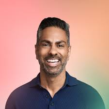 Daniel Negreanu Teaches Poker