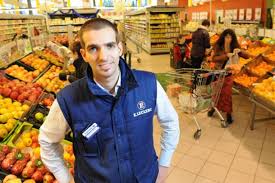 L'employé de rayon effectue la mise en rayon des produits sur une surface de vente, et ce, selon les règles d'hygiène et de sécurité ainsi que sous les ordres du chef de rayon, il réapprovisionne les rayons en respectant les consignes de rangement et d'emplacement. Fiche Metier Chef De Secteur H F Ouestfrance Emploi