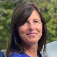 1100+ perfiles de «Uzzell»