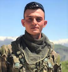 Jun 06, 2021 · milli savunma bakanlığı (msb), pençe yıldırım harekatı kapsamında irak'ın kuzeyinde el yapımı patlayıcıya (eyp) basarak yaralanan piyade uzman çavuş samet şeker'in. A Haber On Twitter Baba Evine Aci Haber Ulastirildi Pence Yildirim Harekati Nda Piyade Uzman Cavus Ahmet Asan Sehit Oldu Https T Co H24j2vunwt Https T Co Pt6uoa1jd3 Twitter