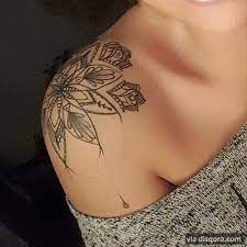 Pink roses look elegant if skillfully painted on the skin. We Ve Put Together A Huge Collection Of Top 200 Best Shoulder Tattoos For Women And Bea Cool Shoulder Tattoos Shoulder Tattoos For Women Girl Shoulder Tattoos