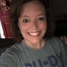 I'm sitting at Panera and there is a girl around the age of 8 reading  Ramona Quincy out-loud to her dad over breakfast. She has his full  attention and they're laughing together