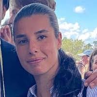 Lorraine Dahl's Instagram, Twitter & Facebook