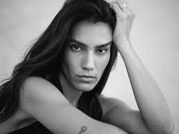 Lea Grimes's Instagram, Twitter & Facebook