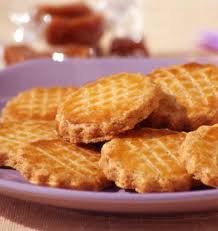 Sables De Noel A La Cannelle Recette Recettes De Cuisine Recette Sable Sables De Noel