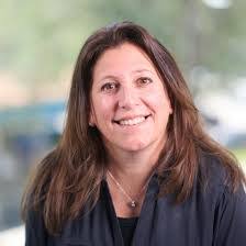 Julie Israel's Instagram, Twitter & Facebook