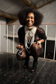 Ze zong een nummer van john lennon en bezorgde menig kijker vast en zeker kippenvel. Laise Sanches Laisemusic Twitter