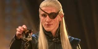 House of the Dragon: a solas con Ewan Mitchell, el guerrero temible y  tuerto que codicia el trono en la nueva temporada