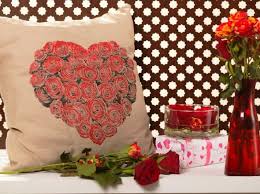 Valentine's day is a holiday that seems to come with prescribed gifts: 55 Best Valentine S Day Gifts For Her 2021 Good Gift Ideas For Girlfriend Or Wife