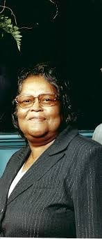 Lula Warren's Instagram, Twitter & Facebook