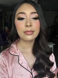 Yareli Lugo's Instagram, Twitter & Facebook