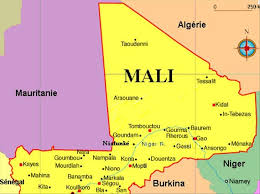 Epingle Par Daboibrahima Sur Ideas For The House Malien Mali Tenue De Conference
