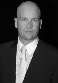 Dennis Nowak startet mit eigenem Unternehmen