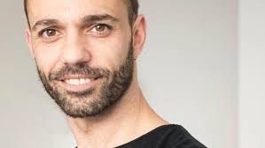 Acrobat Pedro Aunion Monroy dies during Mad Cool stunt at Spanish festival 