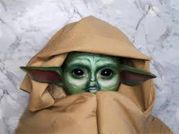 How People Are Using Makeup To Look Like Baby Yoda