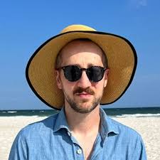 Launch week is always my favorite week. Especially when the work is this  good. Earlier this week we launched Zapier latest campaign into the world