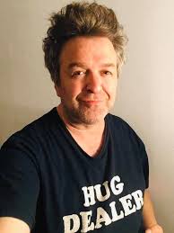 Just “Rockered out” a nice old Bates leather jacket, English style. Thanks  to Slim Jim for the vintage patches. Now if it'd just warm up for a couple  more motorcycle rides!🏍