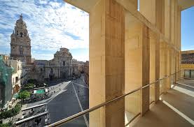 Accesorios a domicilio desde 4€, muebles desde 19€. Rafael Moneo Chen Hao Murcia Town Hall 1991 98 Divisare