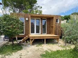 Greenkub Photos Plus De 500 Studios Installes En France En 2020 Studio De Jardin Permis De Construire Bureau De Jardin