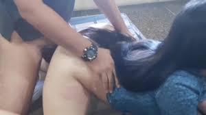 احلى نيك وتصوير لعنتيل ينيك لبوة شرموطة على السرير وهي عم تقلو خليه جوا كسي  أنا هيجانة 🔥🇪🇬