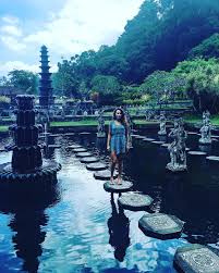 Travel With A Journner On Instagram Wow Krisss Pr Via Journner Tirtagangga Temple Bali Balilife Balinese Balitemple Fountain Lake Travel Bali Lake