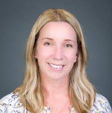 Angela Raymer's Instagram, Twitter & Facebook