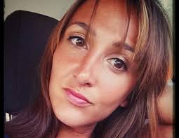 Hon fyller 28 år den 7 oktober. Omicidio Di Julie Douib A Isola Rossa L Ora Del Raccoglimento E Delle Indagini Corsica Oggi