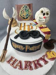 Maybe you would like to learn more about one of these? Inoffizielle Harry Potter Essbare Torten Torten Deko Etsy